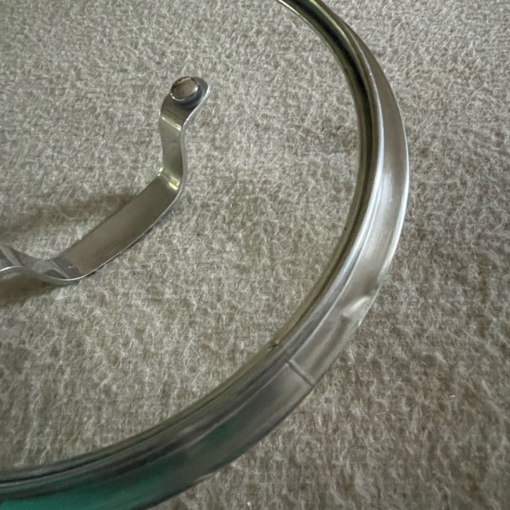 Stovetop Pot Glass Lid
Small Dent in Lip Area
See pictures for measurements - Picture 6 of 11